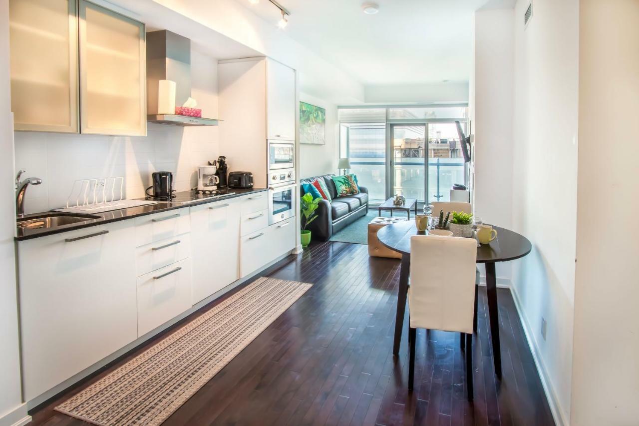 Micasa Suites - Modern Executive Condo Toronto Ngoại thất bức ảnh